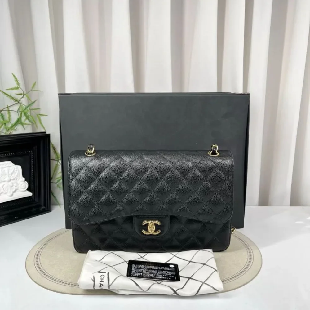 Chanel Women Pre-Loved Bag Very Good Condition
